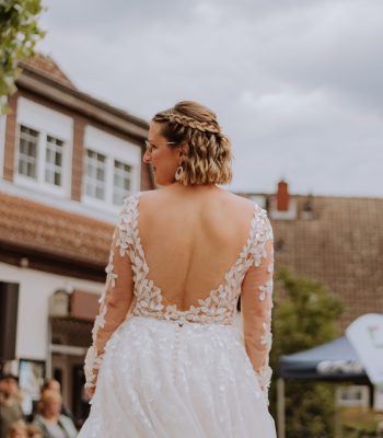 Vilsen_küsst_die_Braut_180525_jekitafotografie_farbe-152